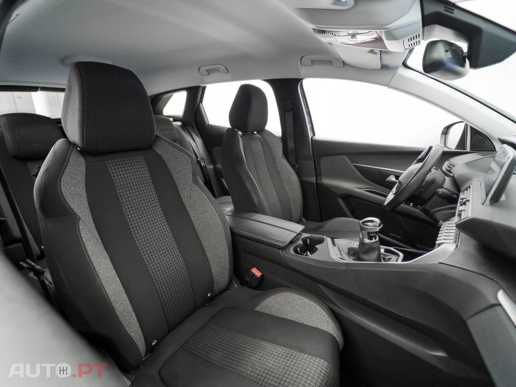 Peugeot 3008 1.5 BlueHDi Active Pack