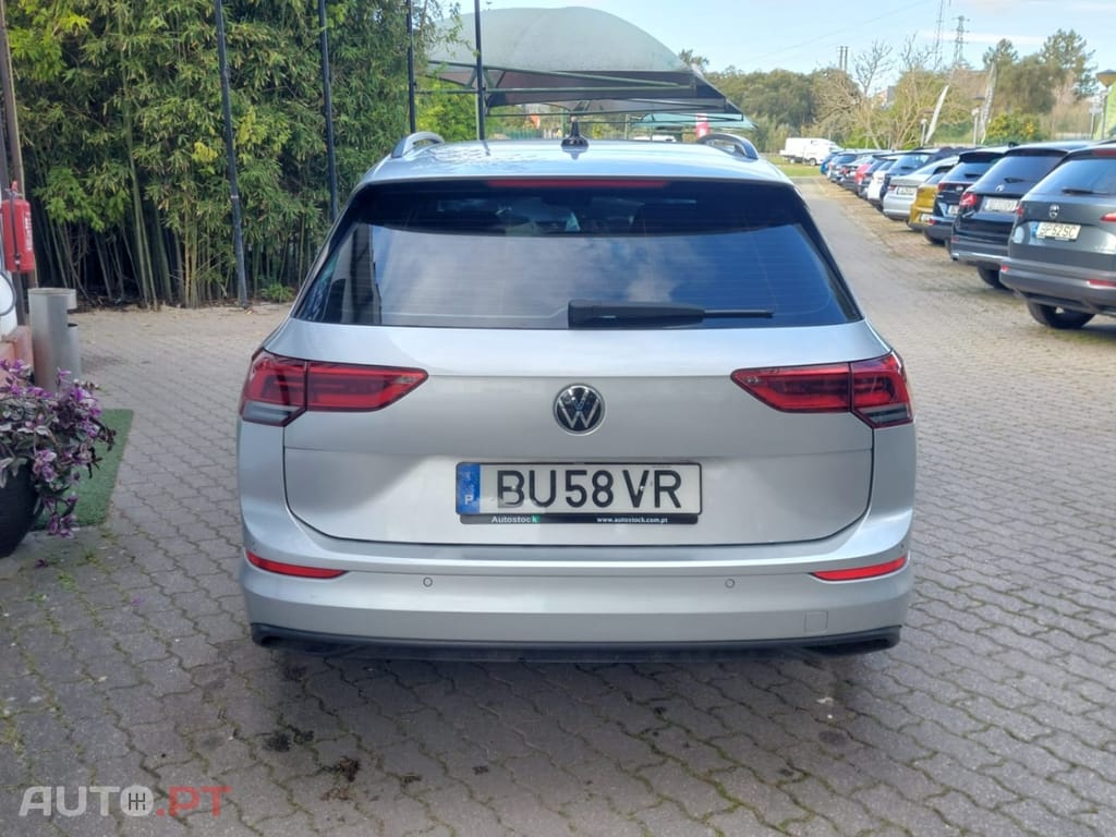 Volkswagen Golf Variant 2.0 TDi Executive DSG