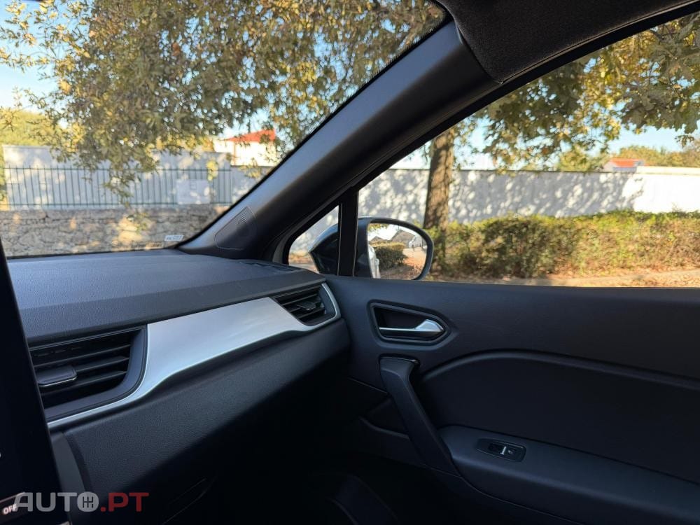 Renault Captur 1.0 TCe Techno Bi-Fuel