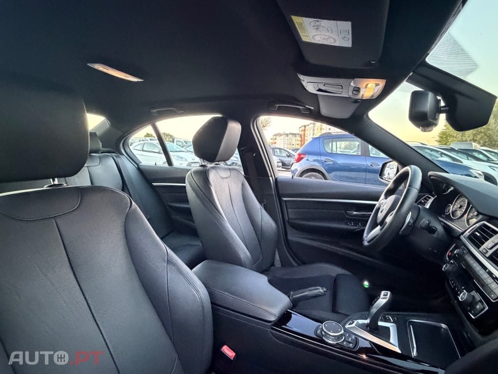 BMW 330 e iPerformance Pack M