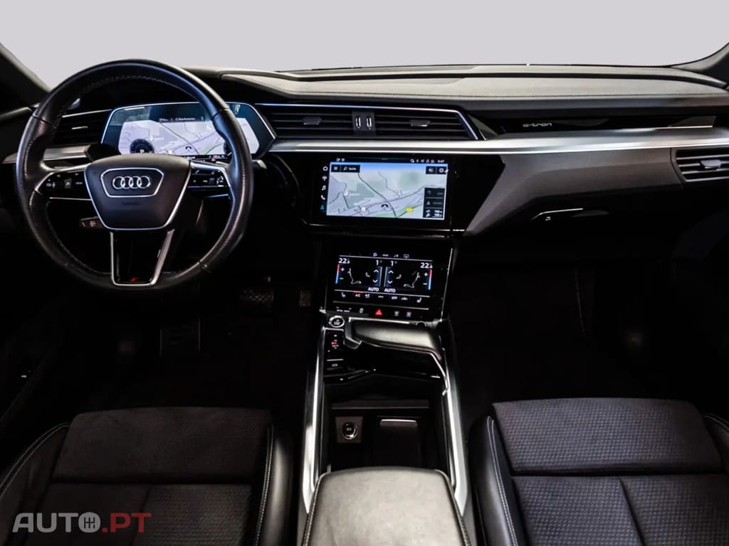Audi E-Tron I.V.A DEDUTÍVEL 50 S LINE