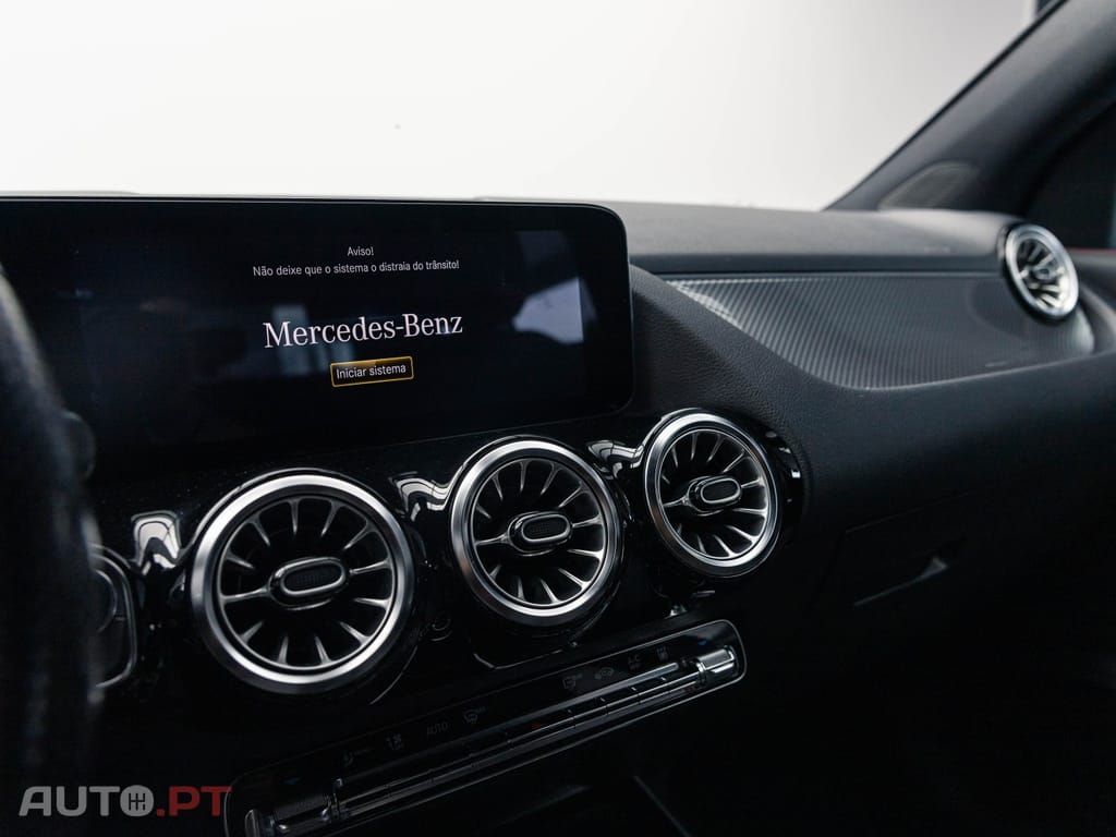 Mercedes-Benz GLA 250 e 8G-DCT AMG Line