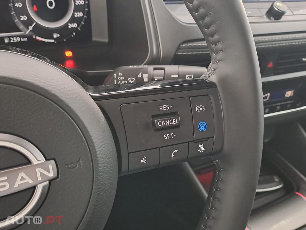 Nissan Qashqai 1.3 DIG-T N-Connecta LED