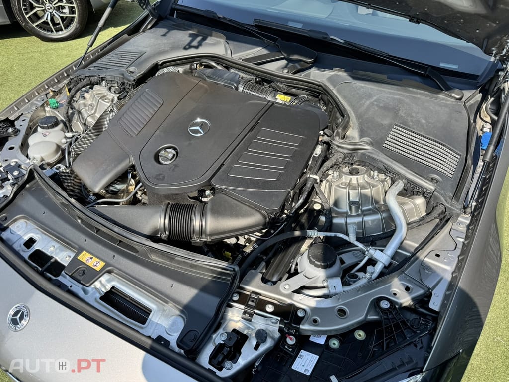 Mercedes-Benz C 300 e AMG Line