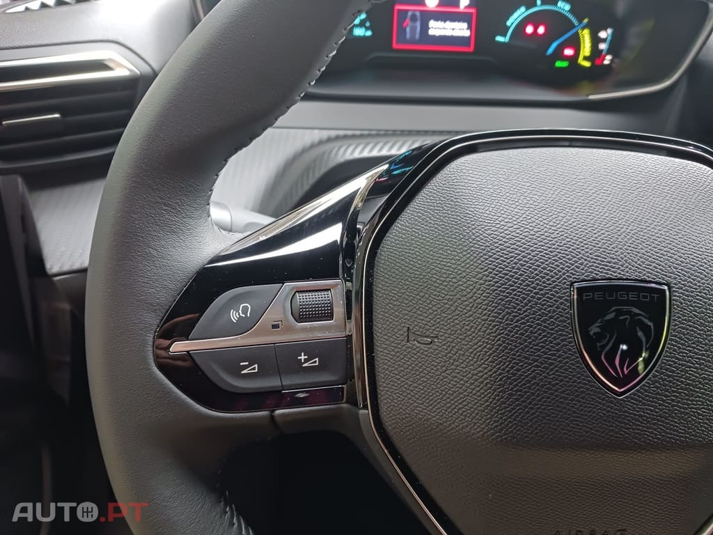 Peugeot E-2008 54 kWh Active