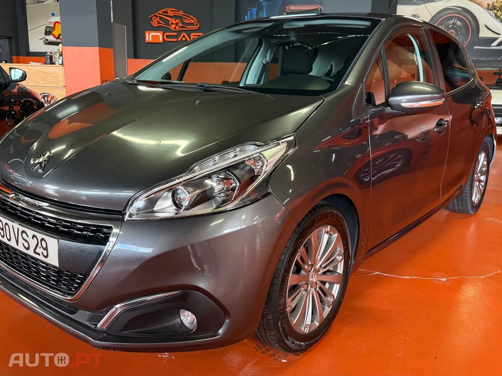 Peugeot 208 1.5 BlueHDi Allure Pack