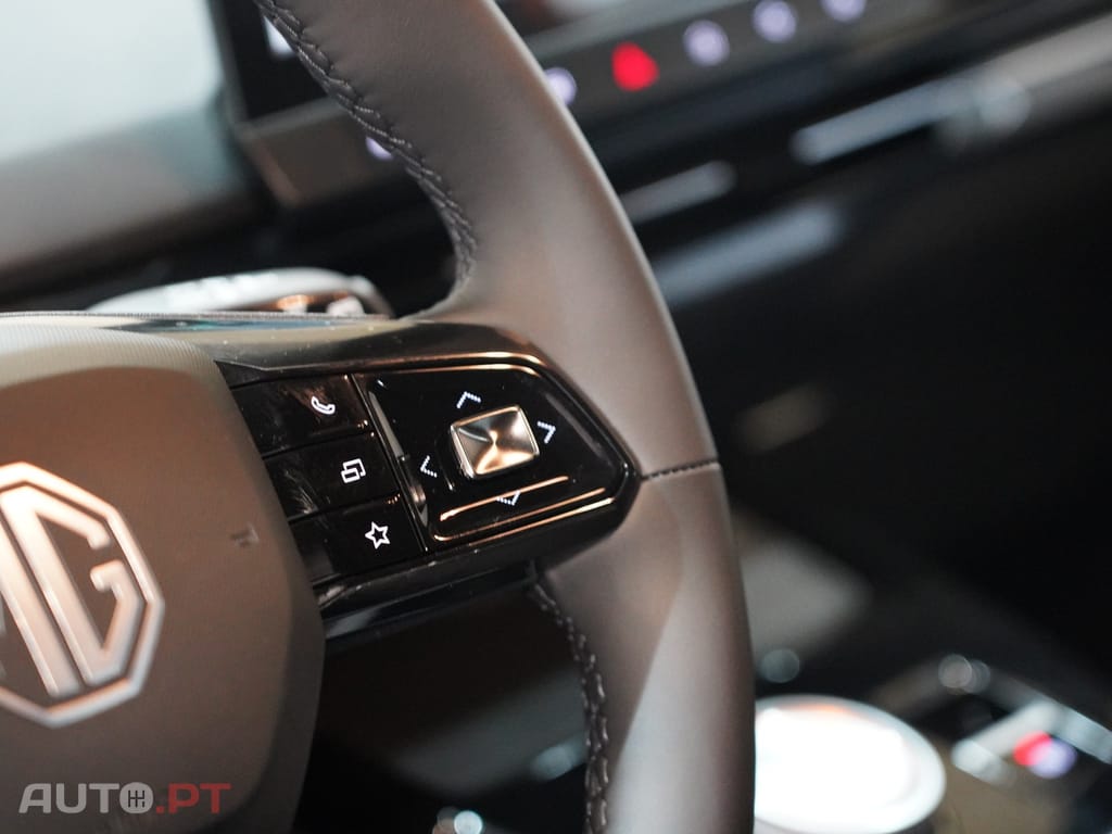 MG MG4 64 kWh Comfort