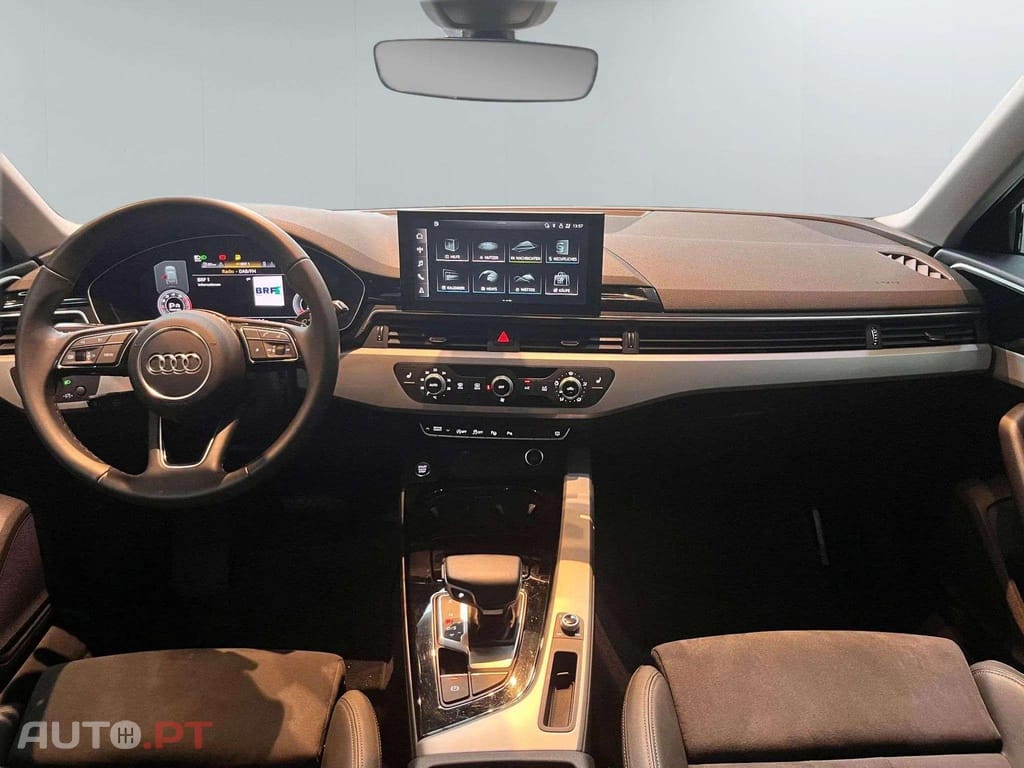Audi A4 Avant 35 TFSI HYBRID  Attraction