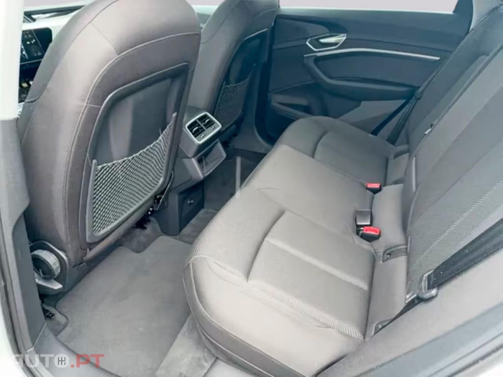 Audi E-Tron 55 Quattro S Line 98 % I.V.A DEDUTIVEL