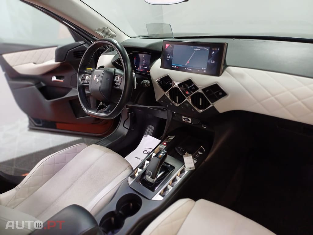 DS DS3 Crossback 1.2 PureTech Rivoli EAT8