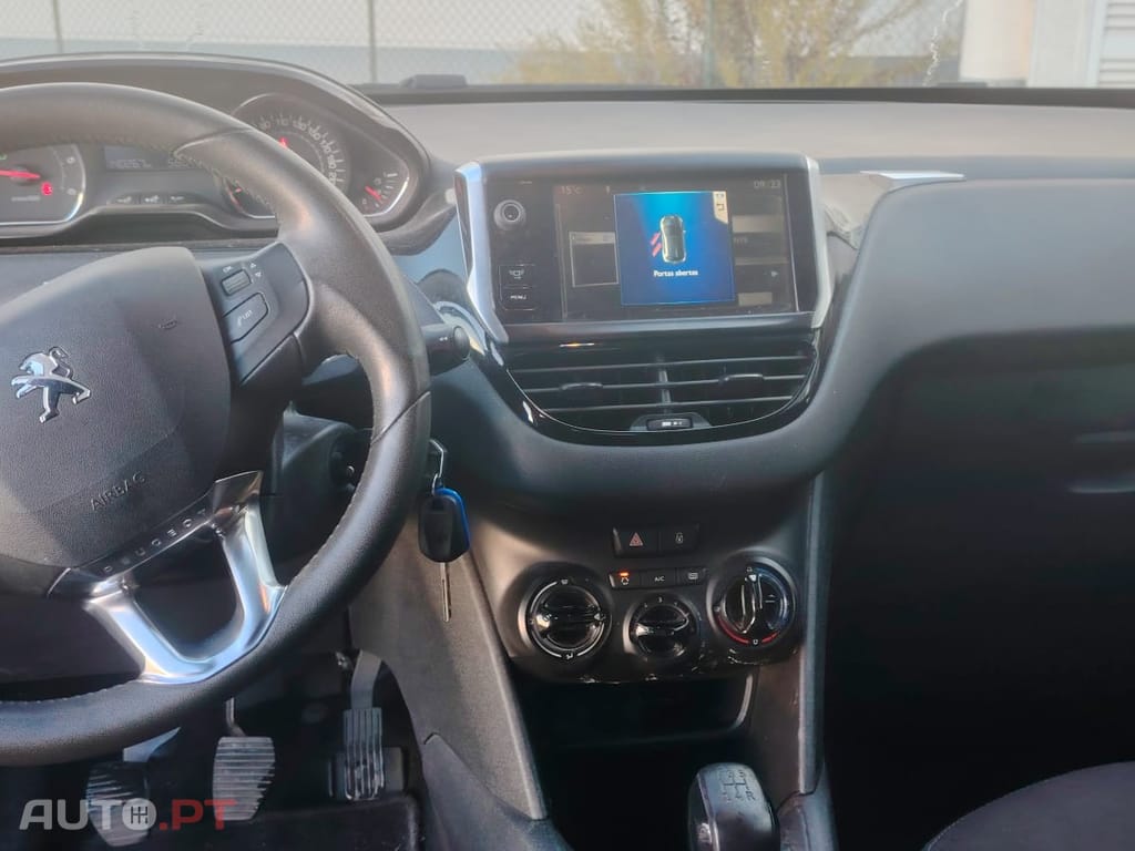 Peugeot 208 1.4 HDi Active