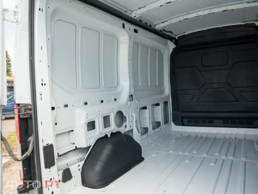 Ford Transit 350 L3 2.0 TDCi H2 Trend