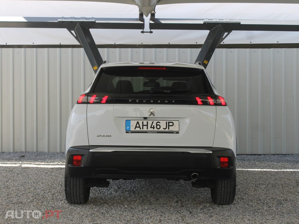 Peugeot 2008 1.5 BlueHDi Allure