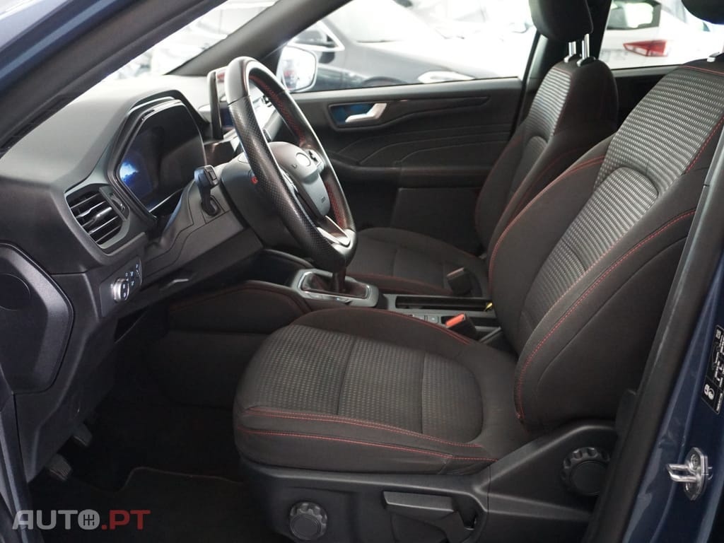 Ford Kuga 1.5 EcoBoost ST-LINE X