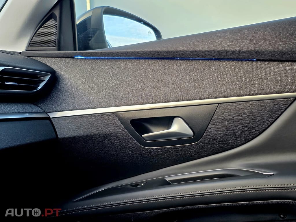 Peugeot 3008 1.5 BlueHDi Allure Pack EAT8