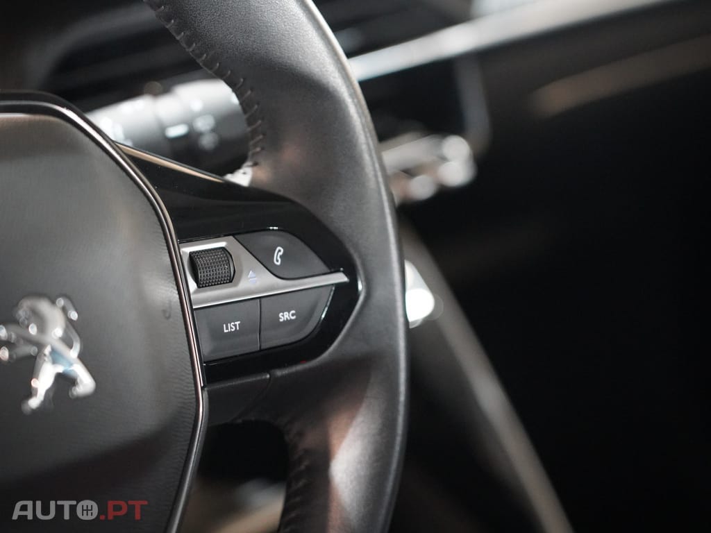 Peugeot E-208 50 kWh Active Pack