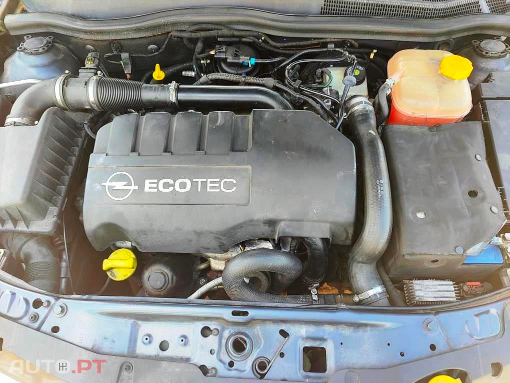 Opel Astra 1.3 CDTI 90cv / 58€ mês