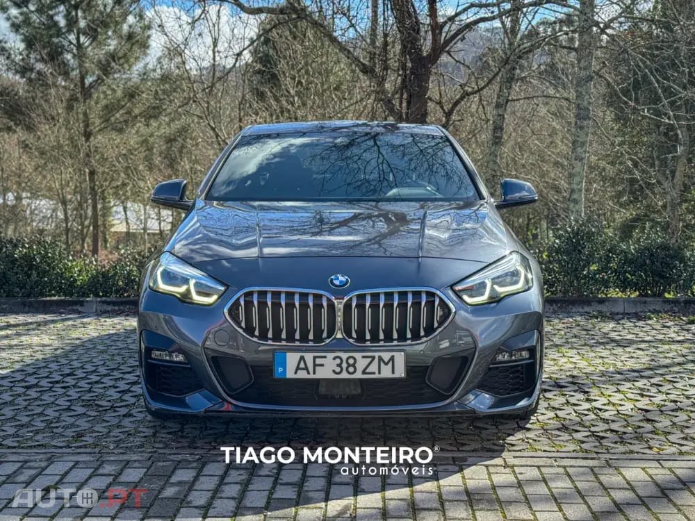 BMW 218 i Pack Desportivo M