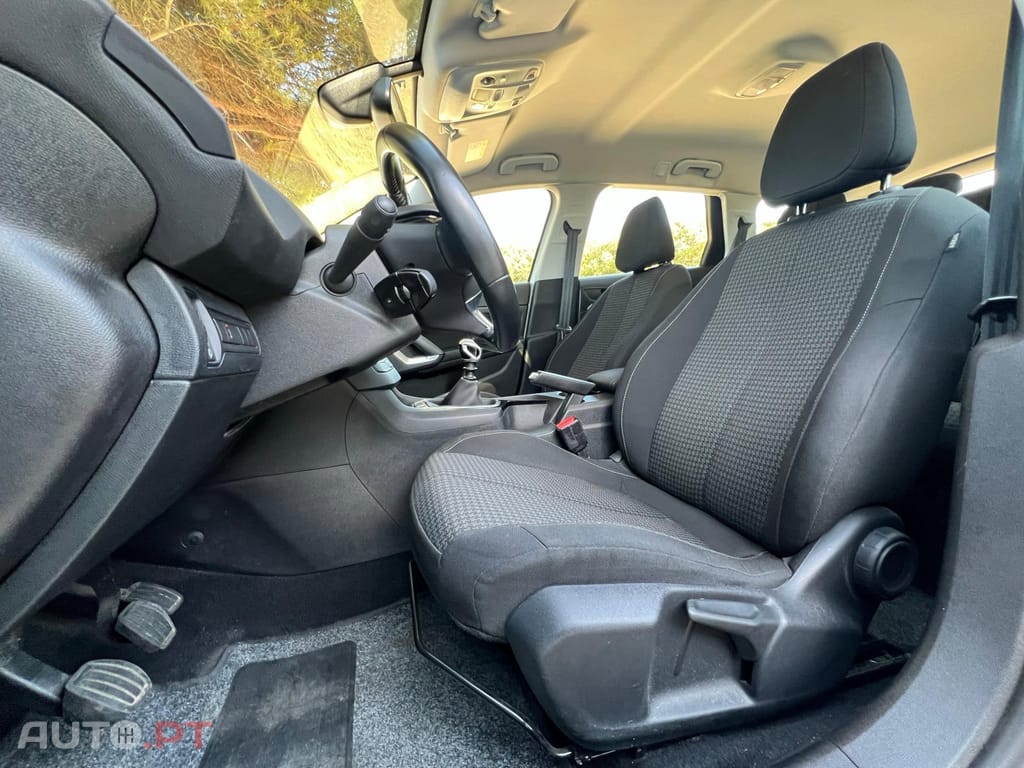 Peugeot 308 1.5 BlueHDi Allure
