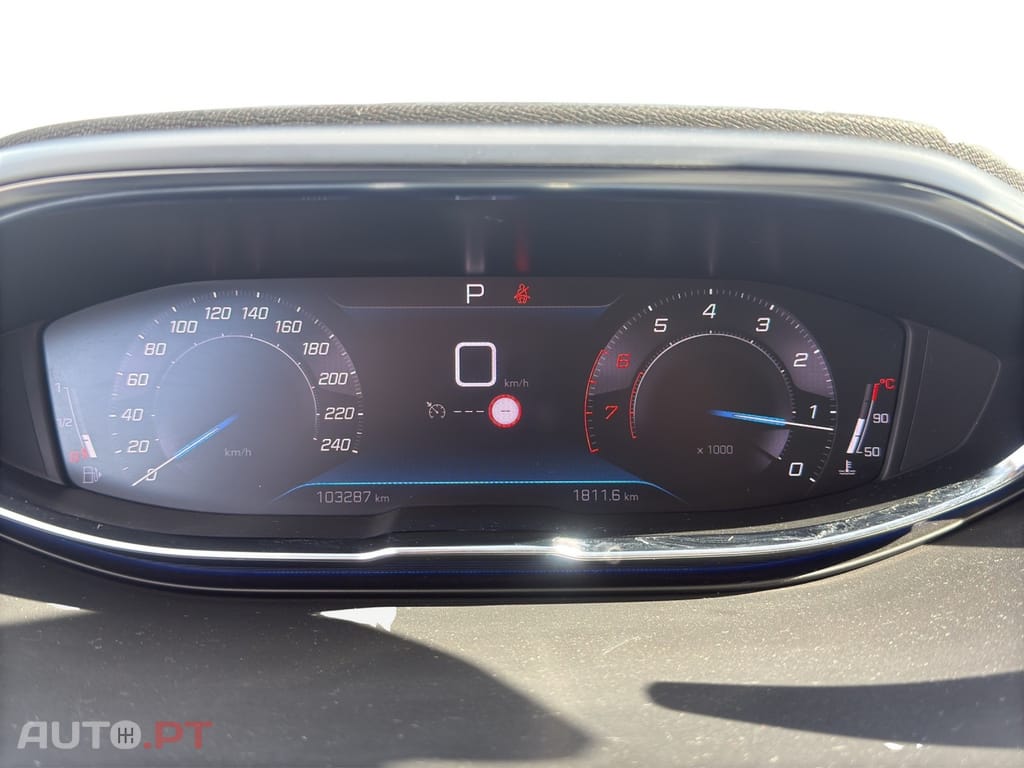 Peugeot 3008 PureTech 130 Stop & Start GPF EAT8 Active