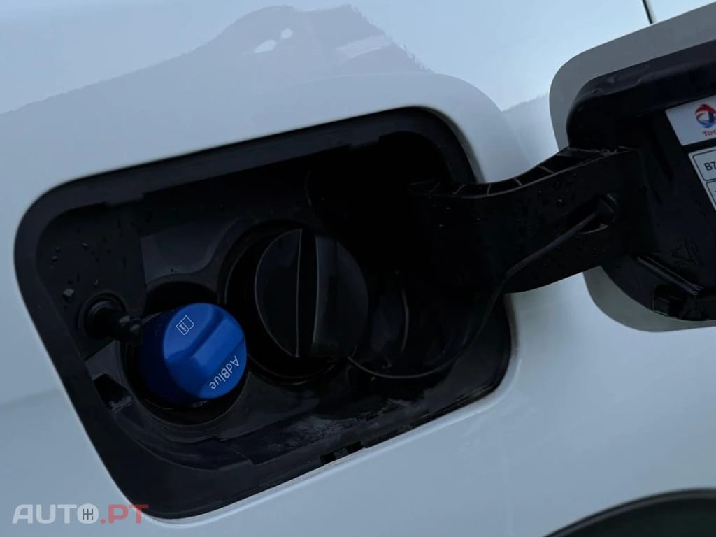 Peugeot 3008 1.5 BlueHDi Active Pack EAT8