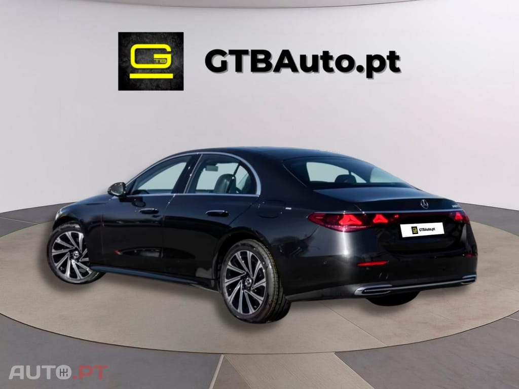 Mercedes-Benz E 220 d Limousine I.V.A DEDUTÍVEL 