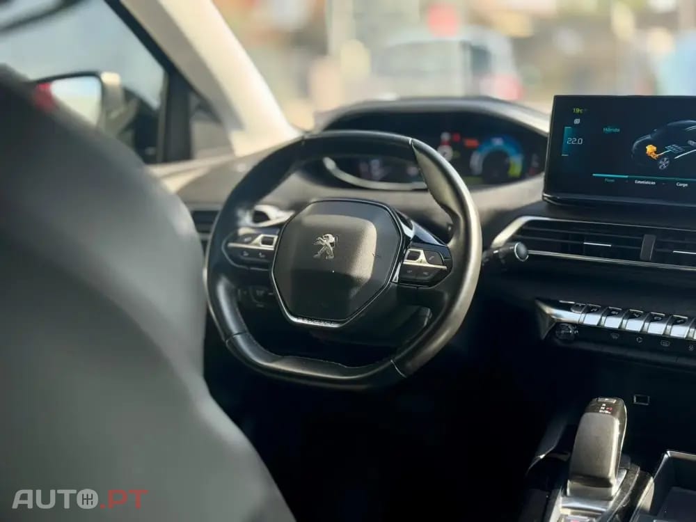 Peugeot 3008 4 Hybrid High Power