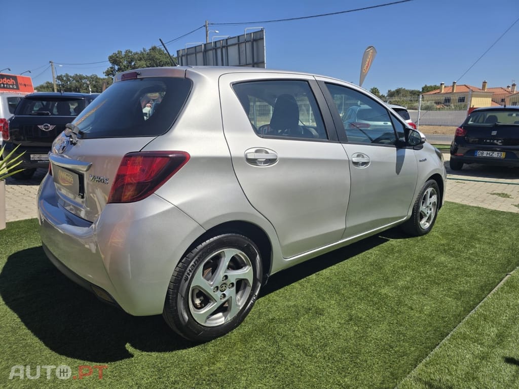 Toyota Yaris 1.5 HSD Comfort