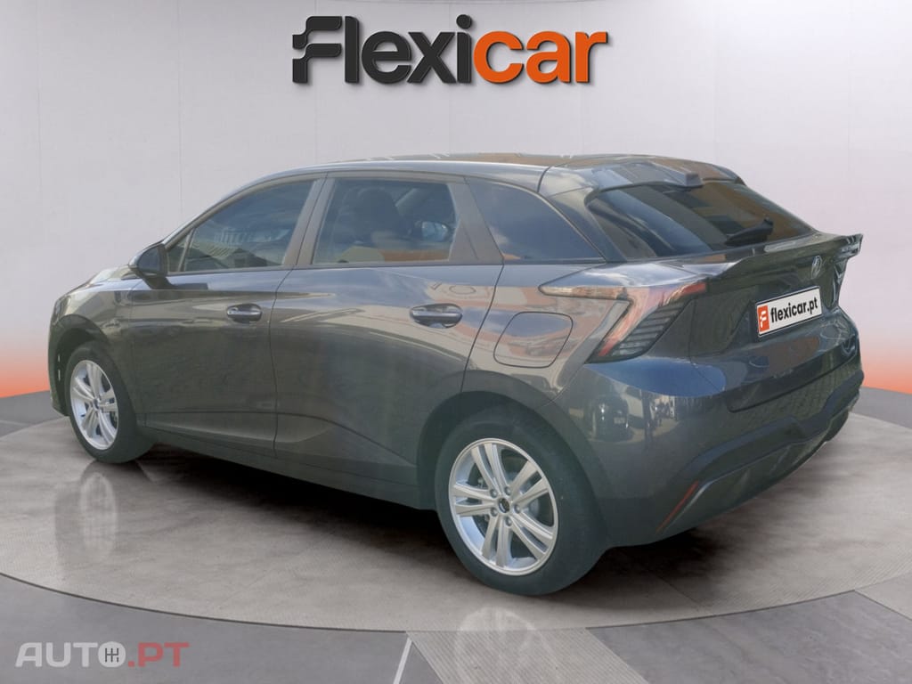 MG MG4 51 kWh Standard