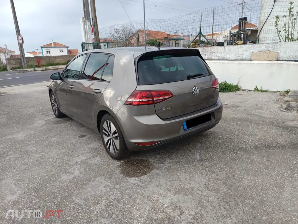 Volkswagen e-Golf AC/DC