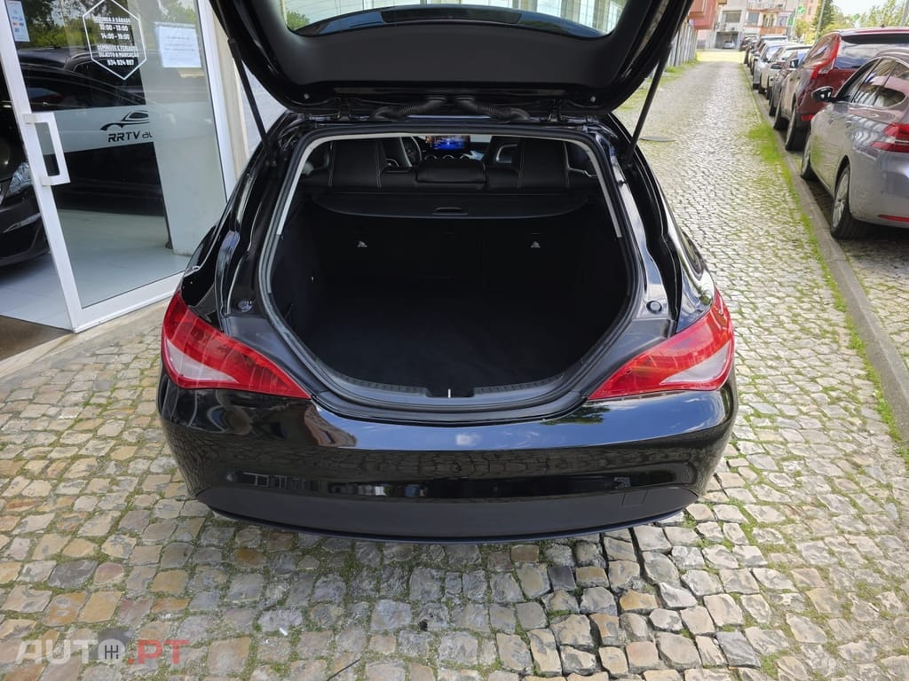 Mercedes-Benz CLA 180 d Shooting Brake