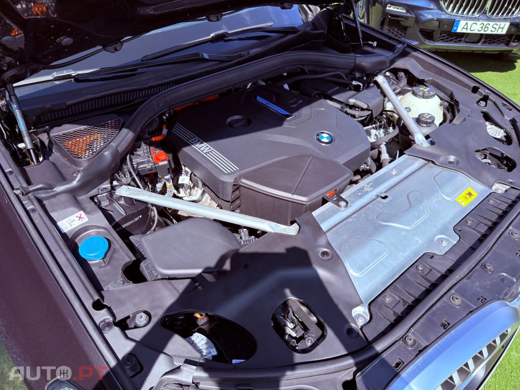BMW X3 30 e xDrive Pack M — fotografia 60