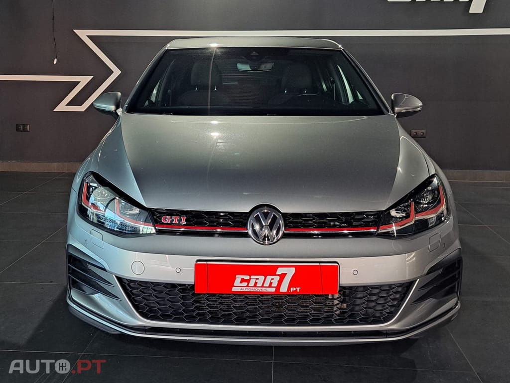 Volkswagen Golf 2.0 TSI GTI DSG Performance