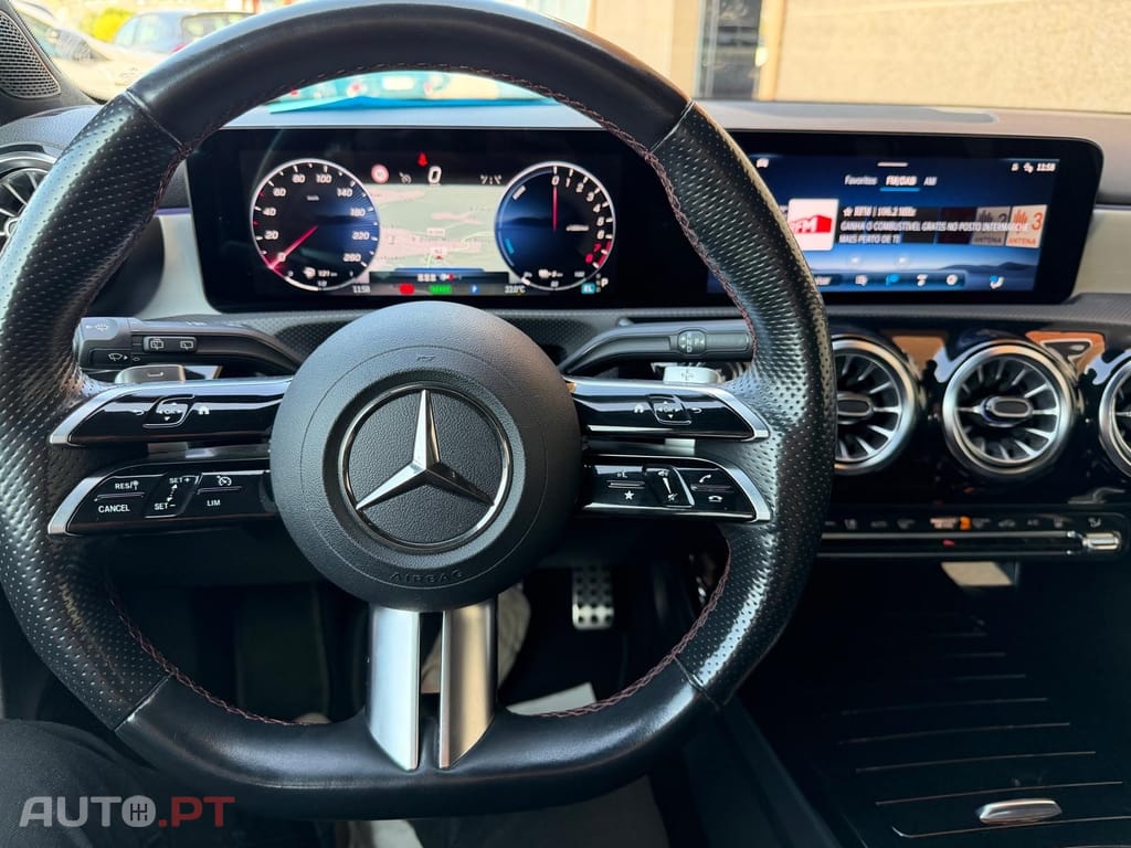 Mercedes-Benz A 250 e AMG Line