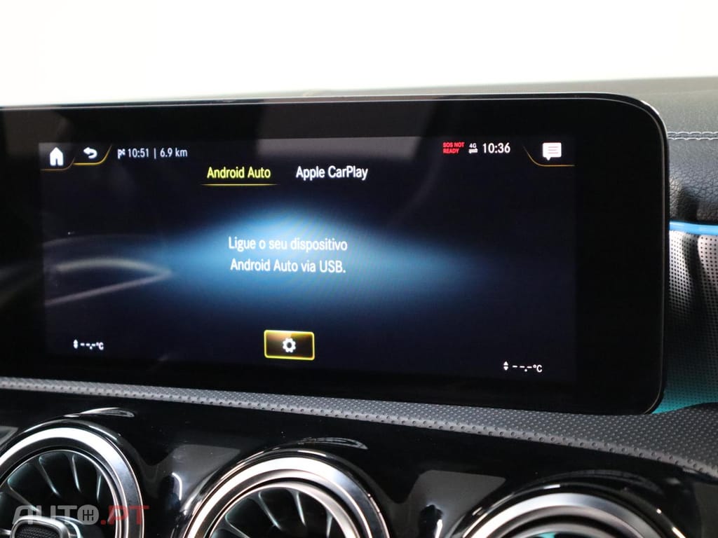 Mercedes-Benz A 250 e Auto AMG LINE