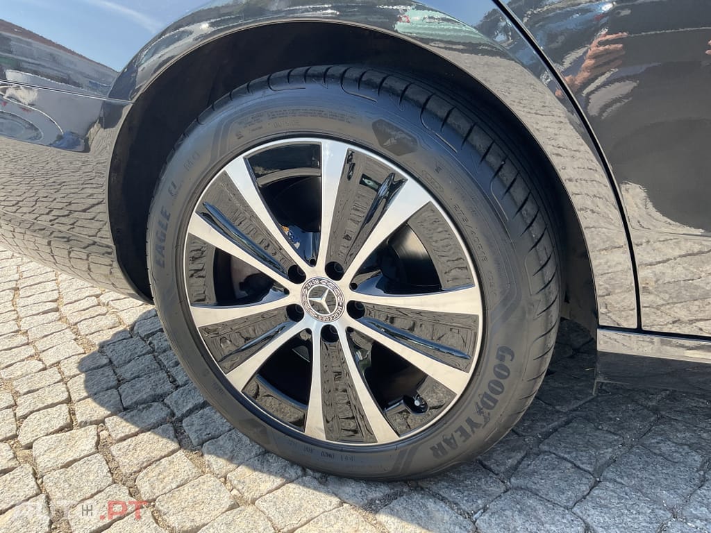 Mercedes-Benz E 300 de Avantgarde