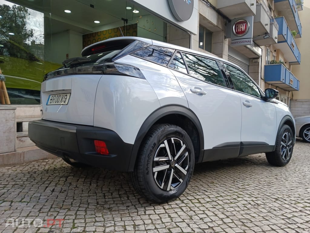 Peugeot 2008 1.2 PureTech Style