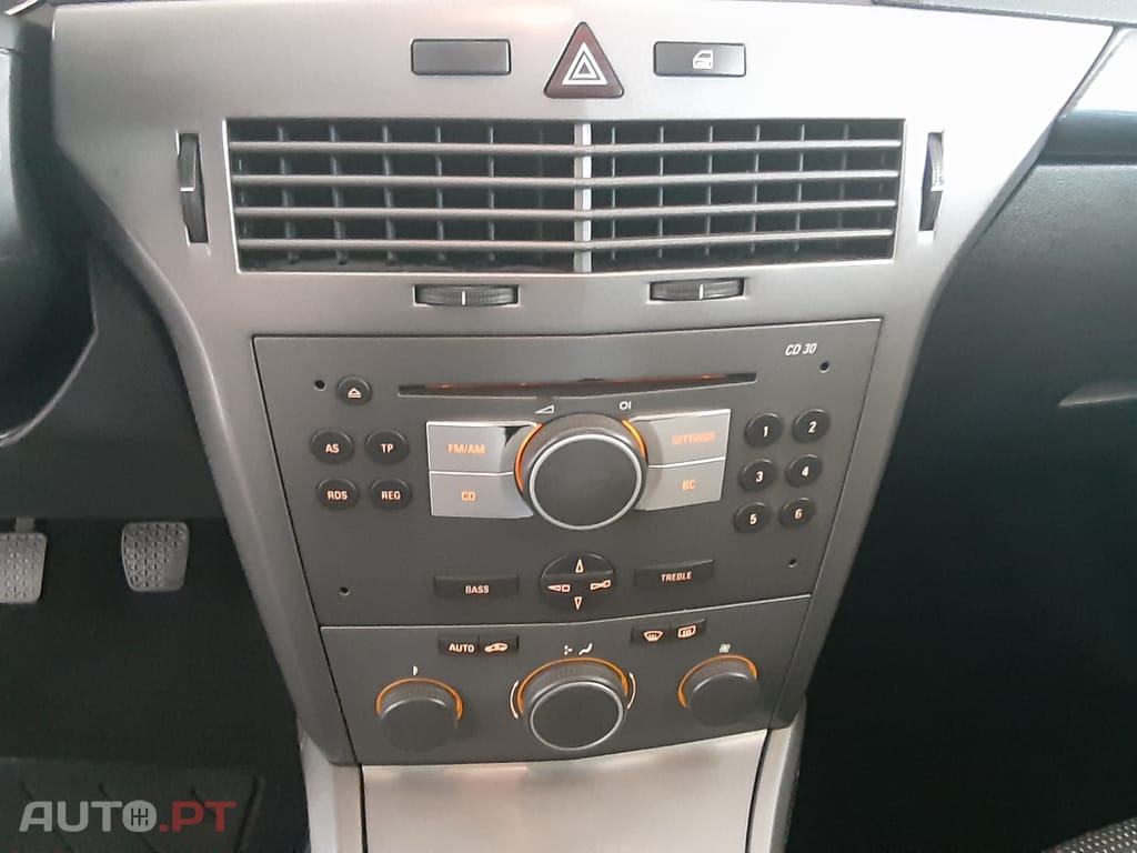 Opel Astra Caravan Cosmo 1.4i 90 CV