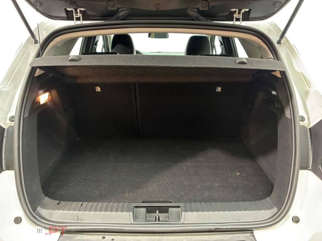 Renault Captur E-Tech Intens