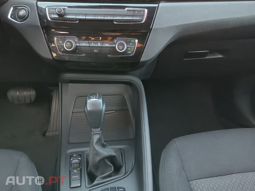 BMW X1 25 e xDrive Corporate Edition