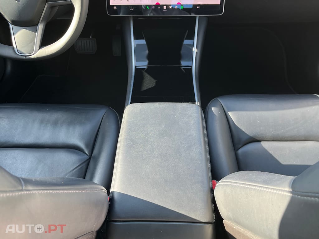 Tesla Model 3 Tração Traseira