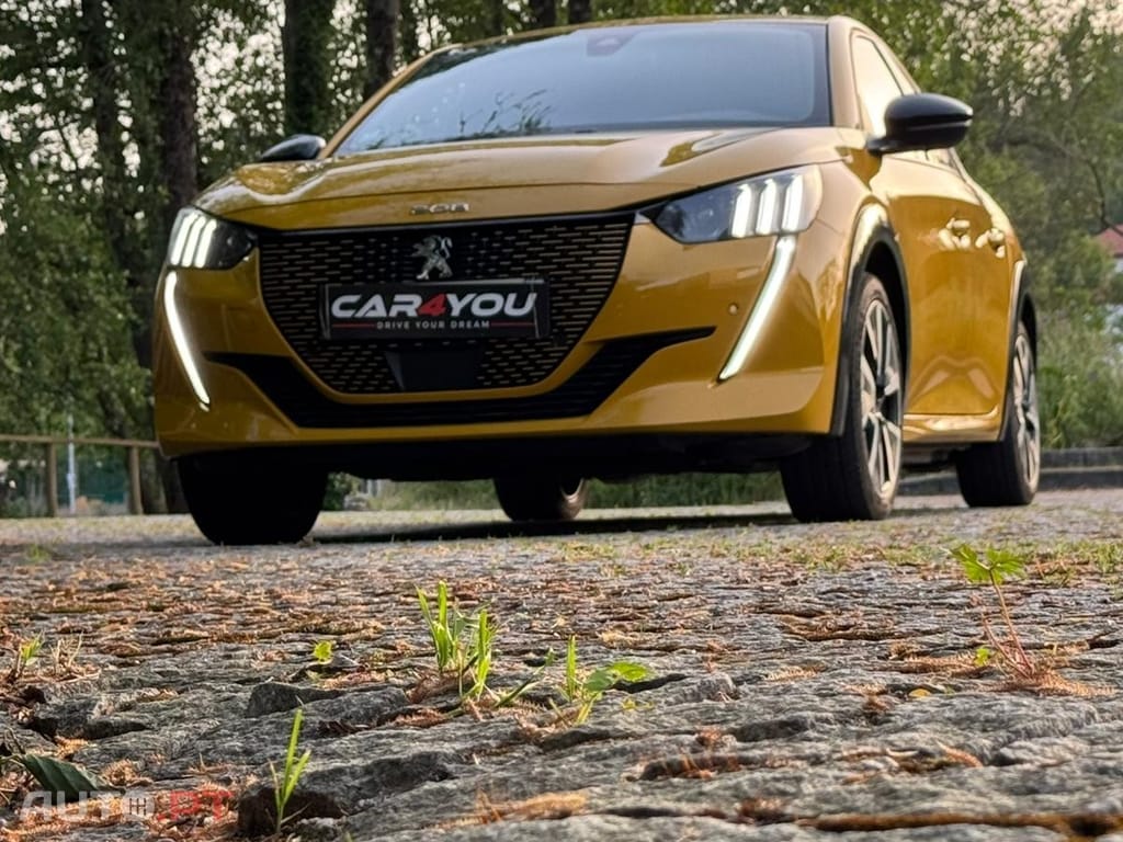 Peugeot E-208 50 kWh GT Line