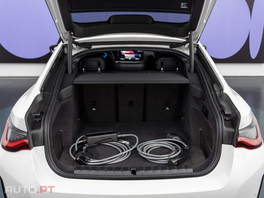 BMW i4 eDrive40 Pack Desportivo M