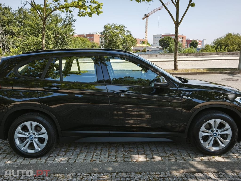 BMW X1 25 e xDrive Corporate Edition