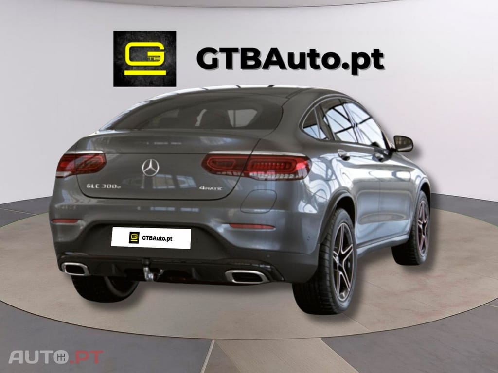 Mercedes-Benz GLC 300 I.V.A DEDUTÍVEL e 4M AMG