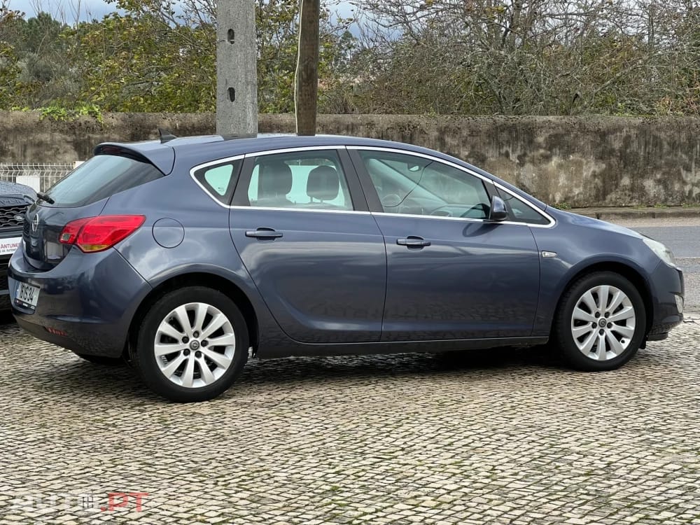 Opel Astra 1.7 CDTi Edition