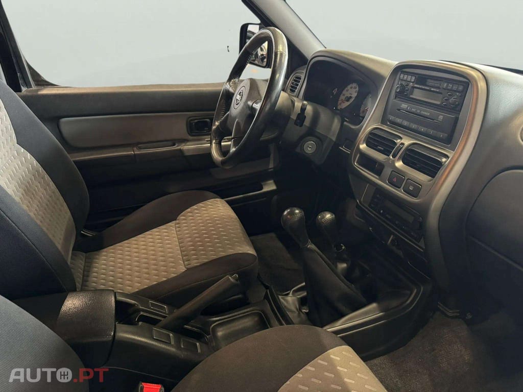 Nissan Navara 2.5 Di