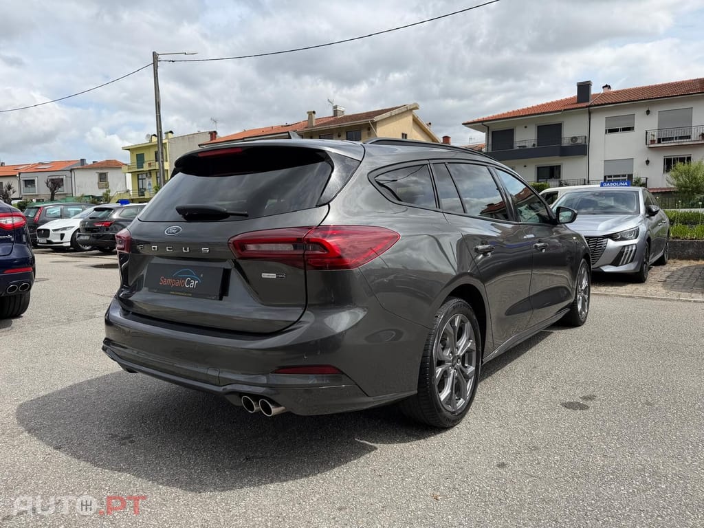 Ford Focus SW 1.0 EcoBoost MHEV ST-Line