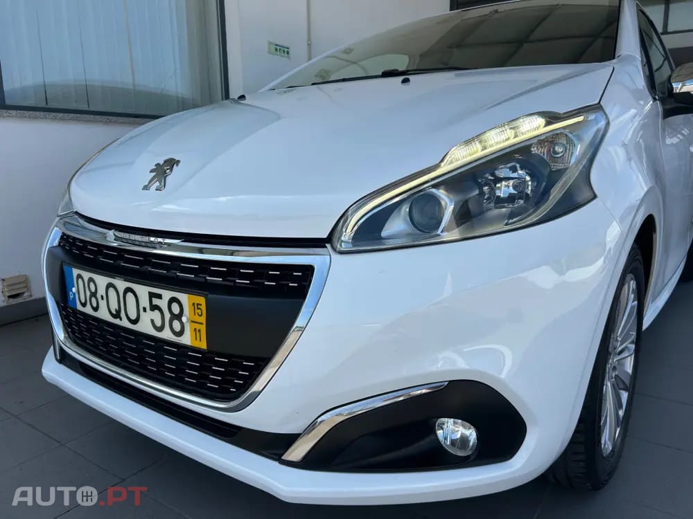 Peugeot 208 1.2 PureTech Allure
