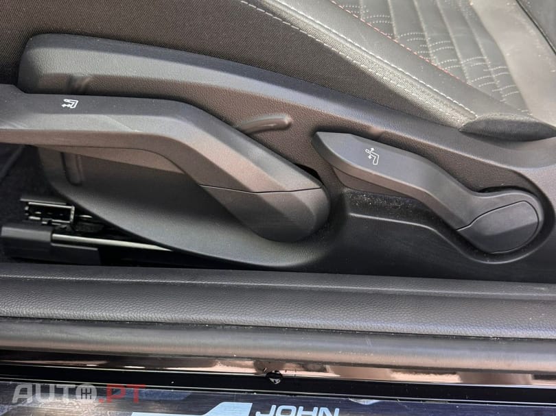 MINI Cooper John Cooper Works Auto Desportiva